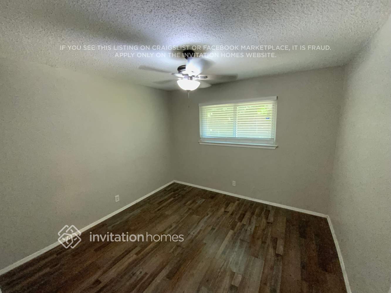 Building Photo - 2805 Ladona Dr