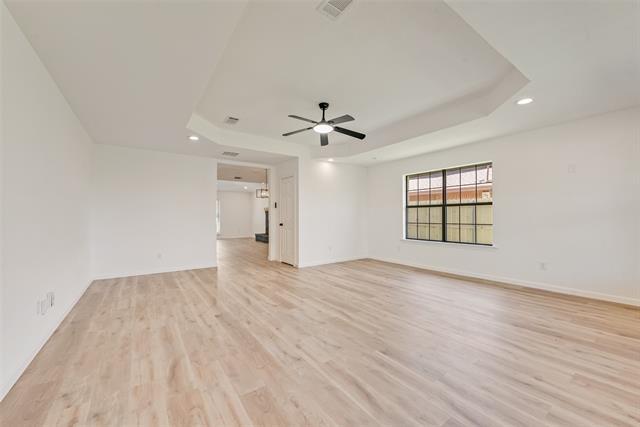 Building Photo - 1933 Garden Crest Ln