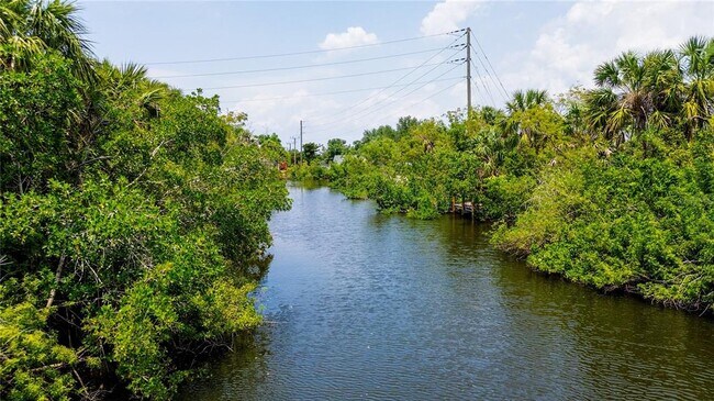 Building Photo - 644 Bonita Ct