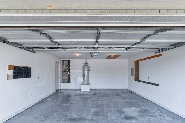 Building Photo - 706 Meghan St