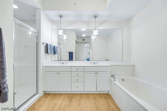Building Photo - 400 Flagship Dr