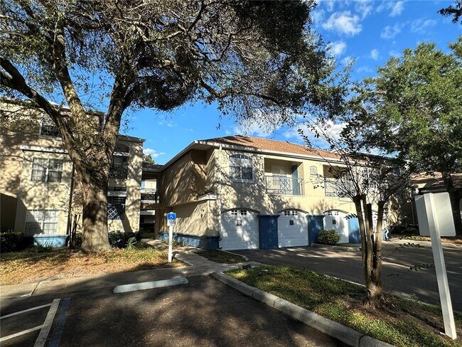 Building Photo - 7210 Westpointe Blvd