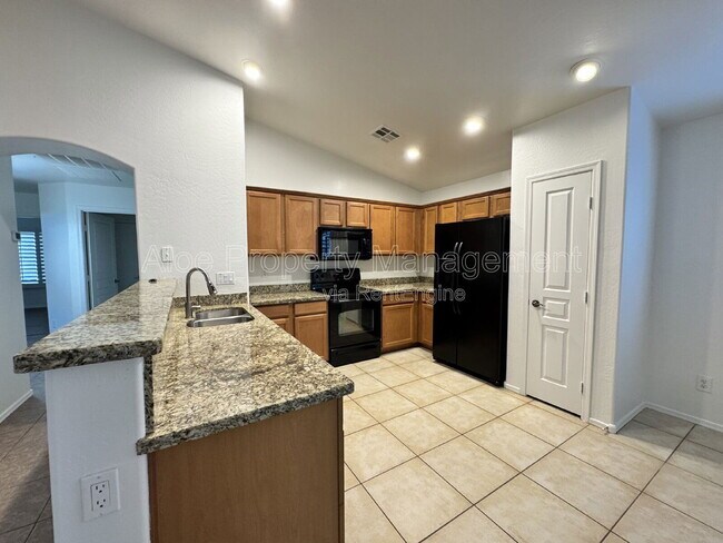 Building Photo - 45775 W Windmill Dr