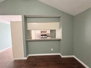 Building Photo - 11105 Pender Ln