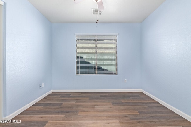 Building Photo - 36532 W Barcelona Ln