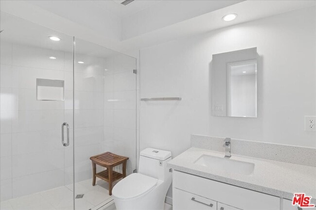 Building Photo - 4238 Jasmine Ave