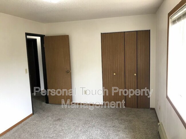 Building Photo - 500 2nd St SW