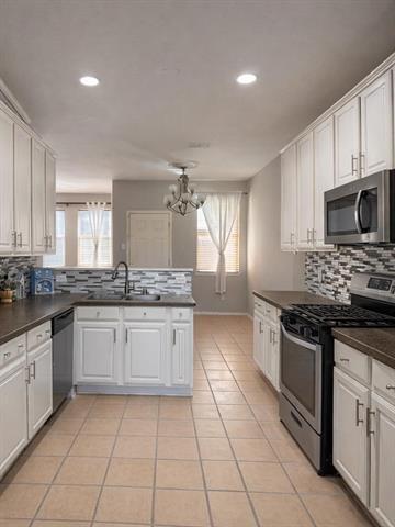 Building Photo - 10120 Sourwood Dr