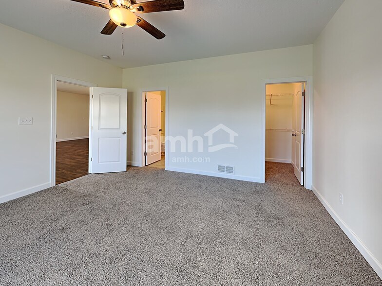 Building Photo - 754 Taney Ct