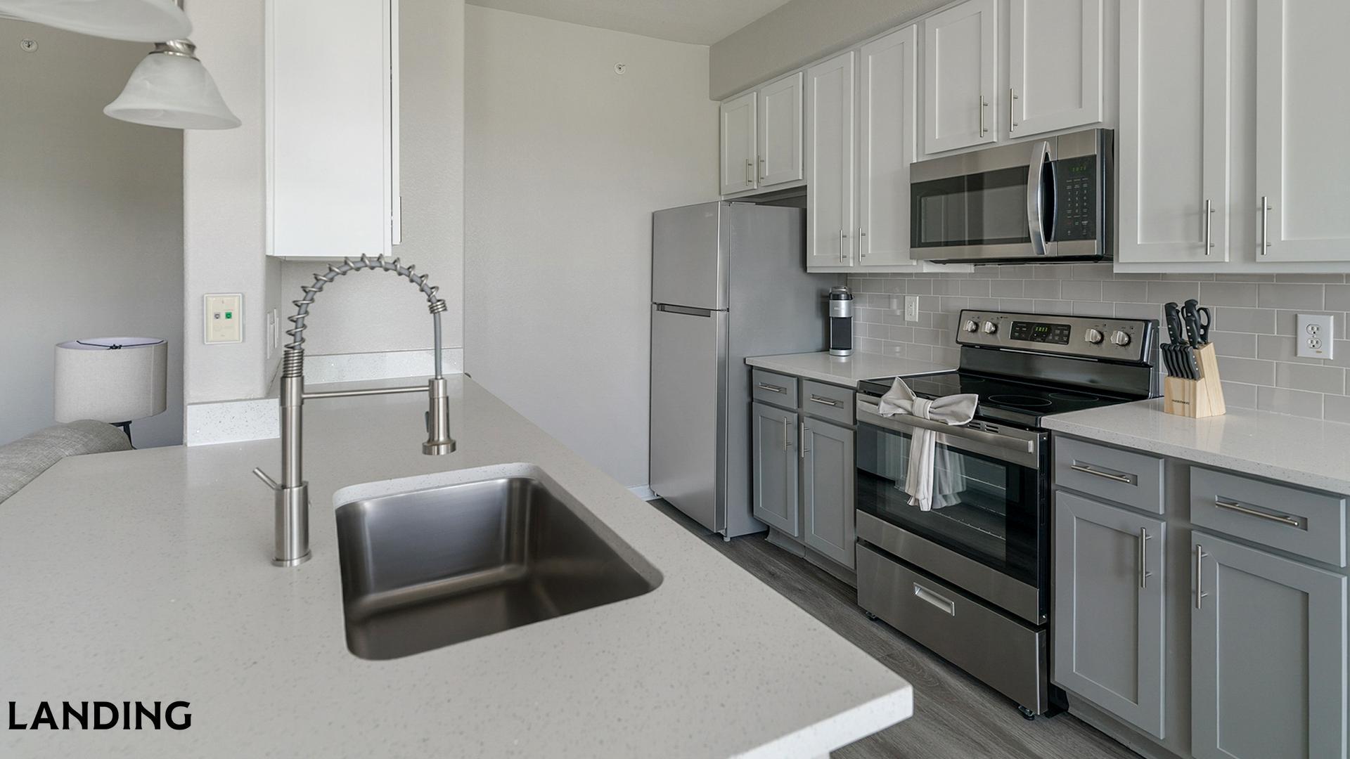 Building Photo - 501 Sarah Deel Dr