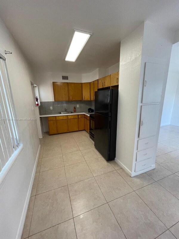 Building Photo - 2801 Mayo St