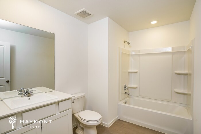 Building Photo - 3049 Fantasy Ter Dr