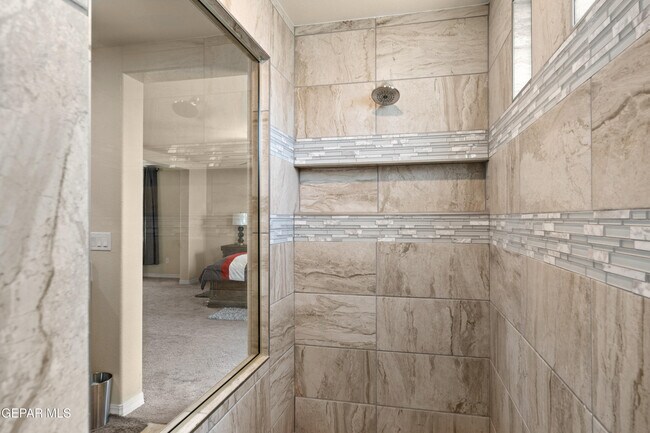 Building Photo - 12776 Hidden Edge Dr