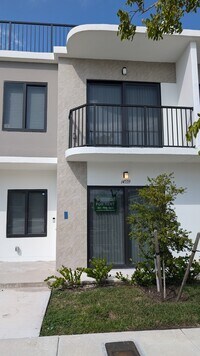 Building Photo - 14559 SW 261st St