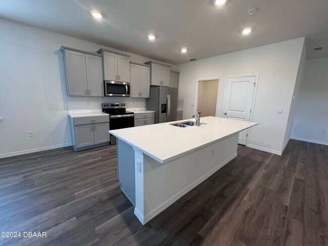 Building Photo - 341 Merimont Ln