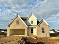 Building Photo - Now Leasing a 4-Bedroom 2.5 Bath Home In O...