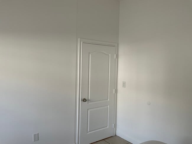 Building Photo - 15328 SW 77th Ln