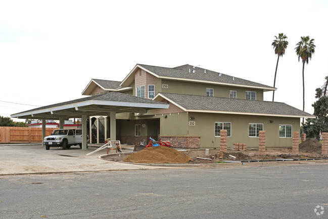 Building Photo - Sacramento Street Apartments