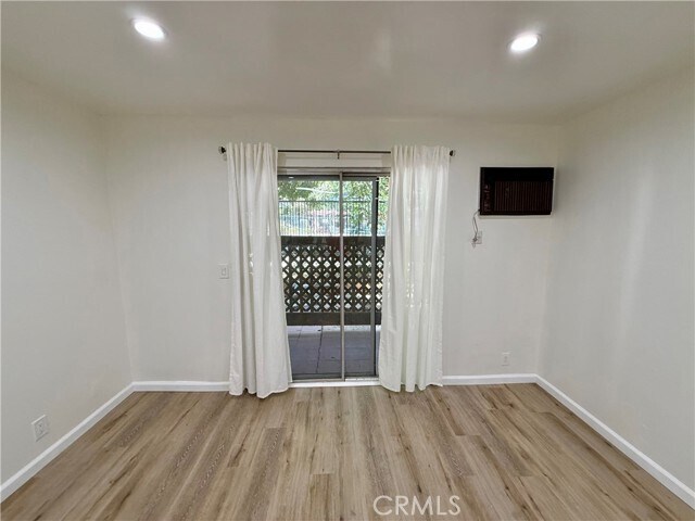 Building Photo - 5850 Benner St