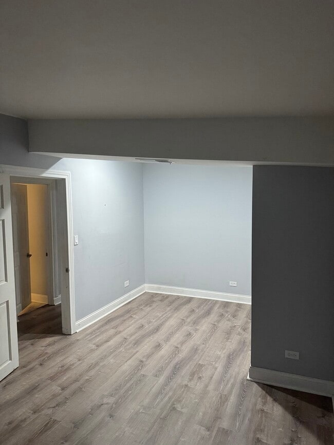 Building Photo - 7800 W 98th Pl