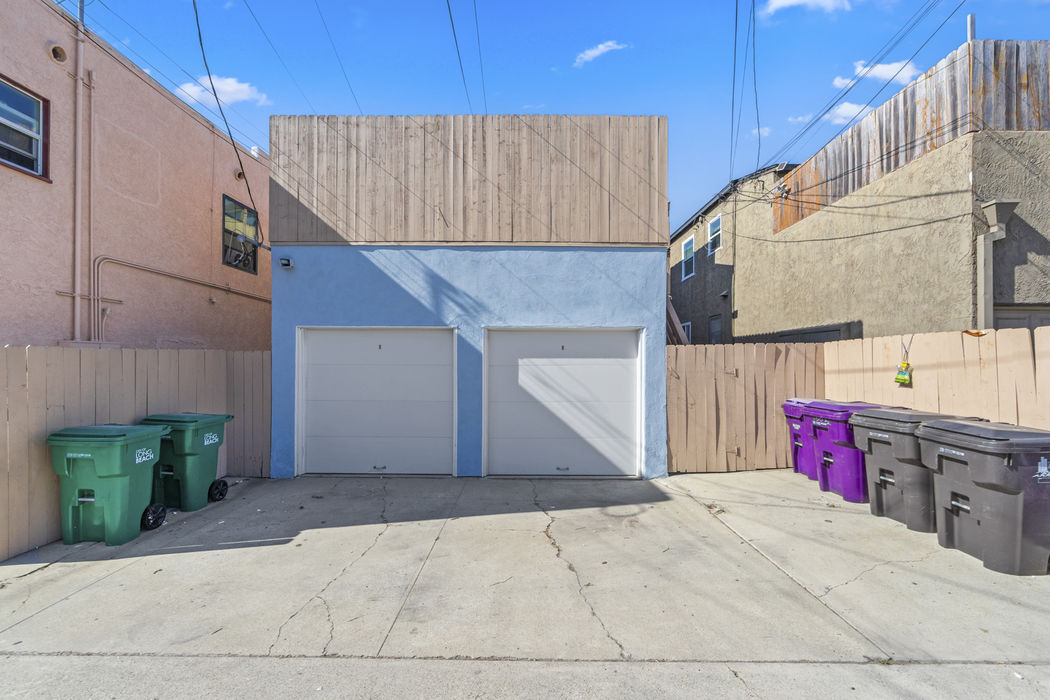 Building Photo - 150 Ximeno Ave