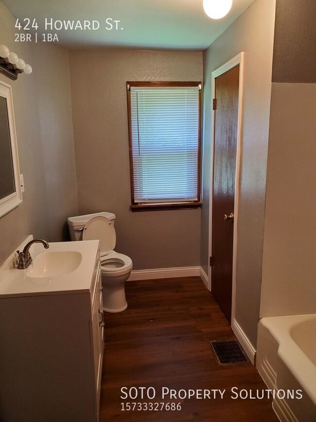 Building Photo - 2BD/1BA House by Litz Park