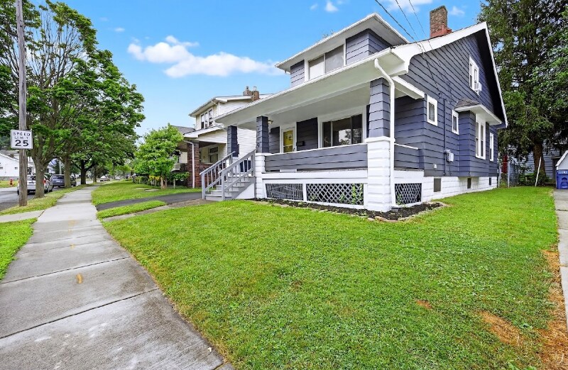 Primary Photo - 4200 Cullen Dr