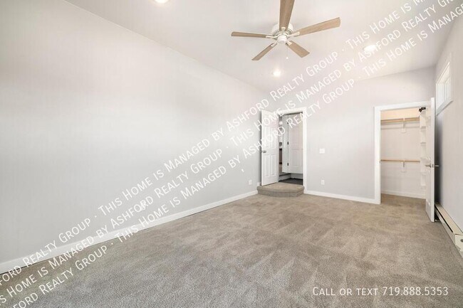 Building Photo - 1406 N Foote Ave