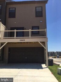 Building Photo - 22620 Tate St