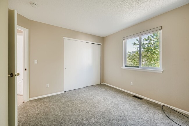 Building Photo - 4625 Double Lasso Ct
