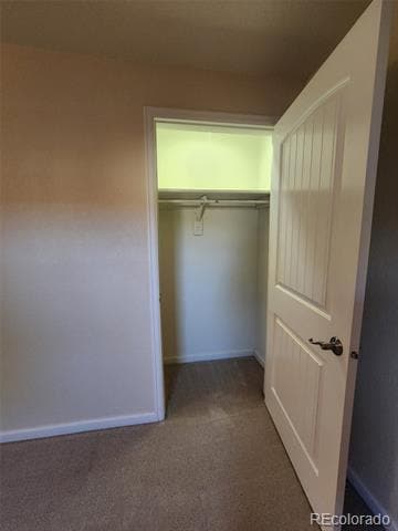 Building Photo - 9225 Clermont Dr