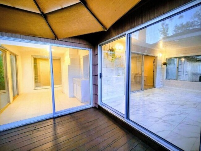 Building Photo - 820 Blue Bell Ct