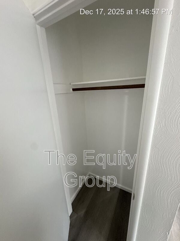 Building Photo - 2726 S Sallee Ct