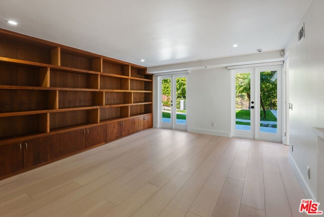 Building Photo - 1404 Devlin Dr