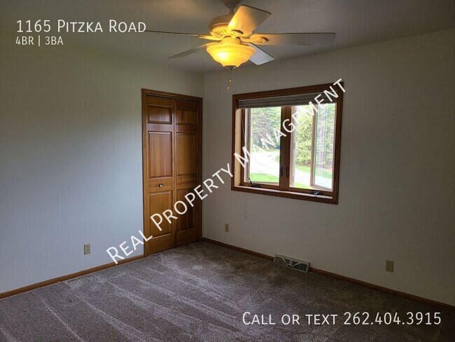 Building Photo - 1165 Pitzka Rd