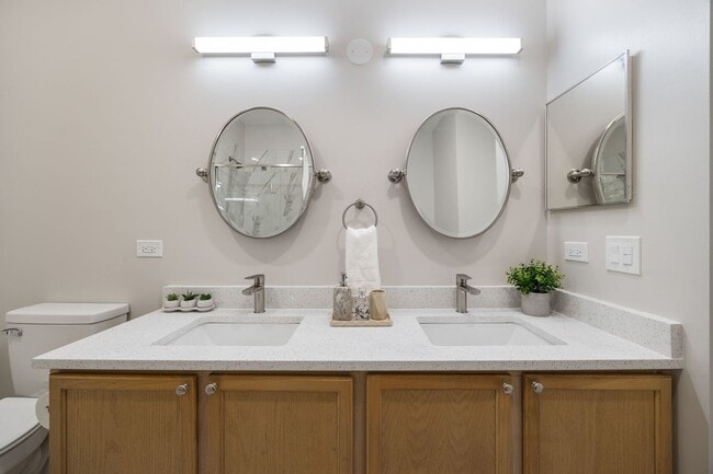 Building Photo - 8232 Concord Ln