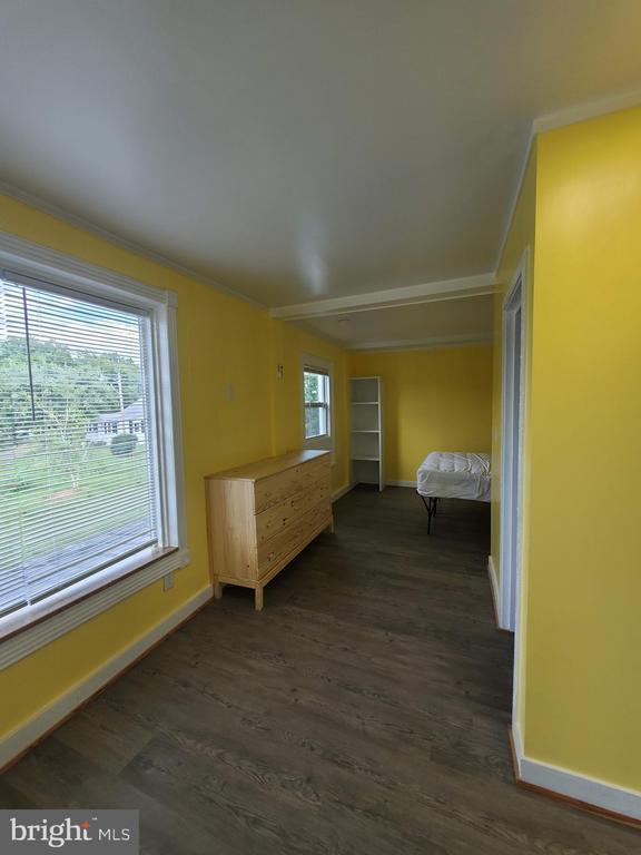 Building Photo - 448 Ridgeview Rd