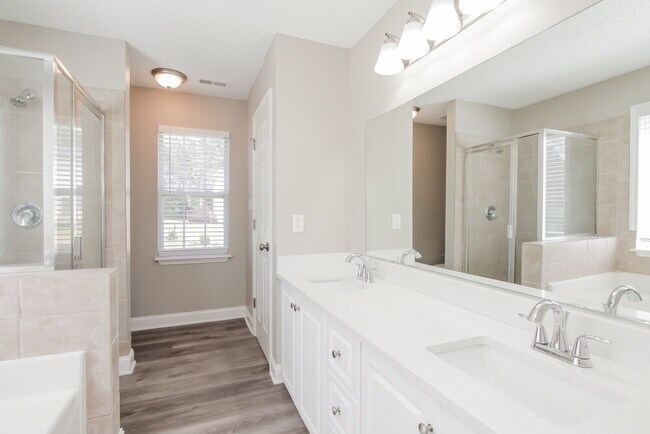 Building Photo - 11807 Golden Maple Ln