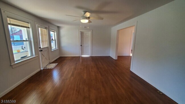Building Photo - 269 Hazen Rd