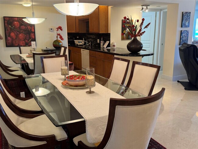 Building Photo - 5000 N Ocean Dr