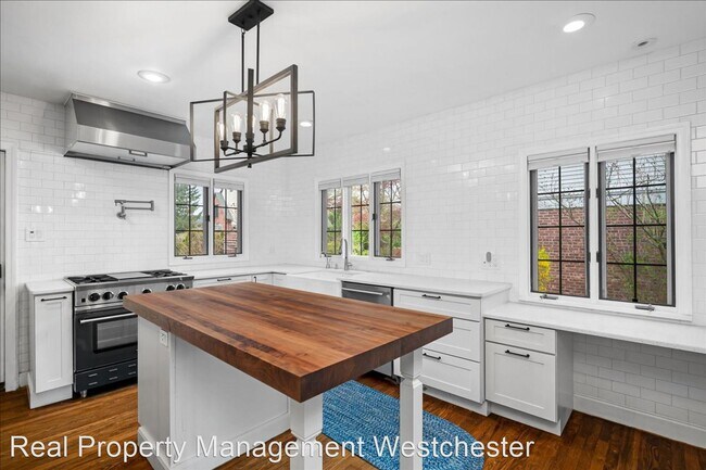 Building Photo - 5 br, 3.5 bath House - 156 Chittenden Avenue