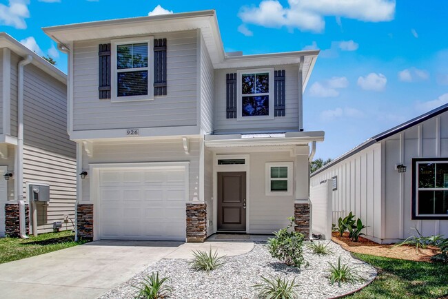 Building Photo - Amelia Island Cottage