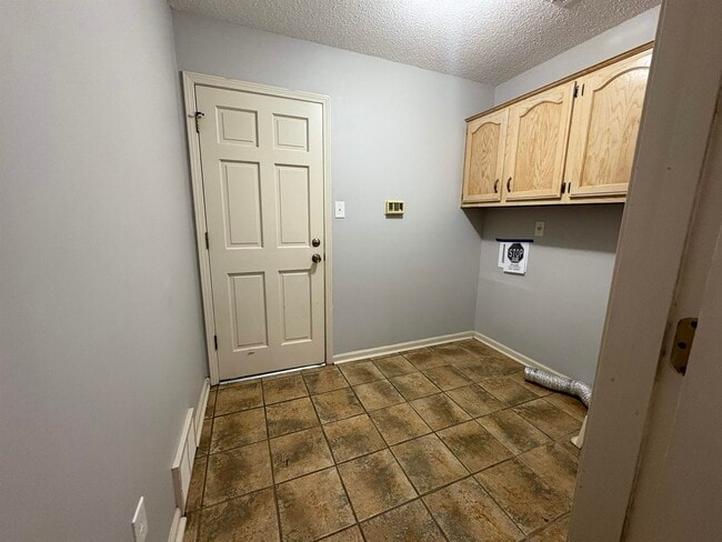 Building Photo - 479 Sanga Cir W