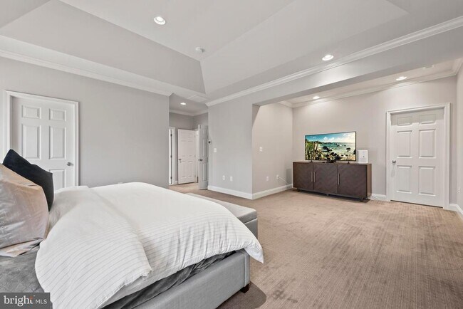 Building Photo - 23303 Mount Middleton Square