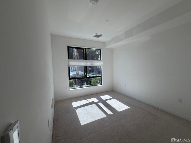 Building Photo - 815 Tennessee St