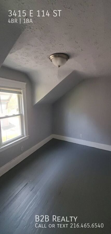 Building Photo - 3415 E 114th St