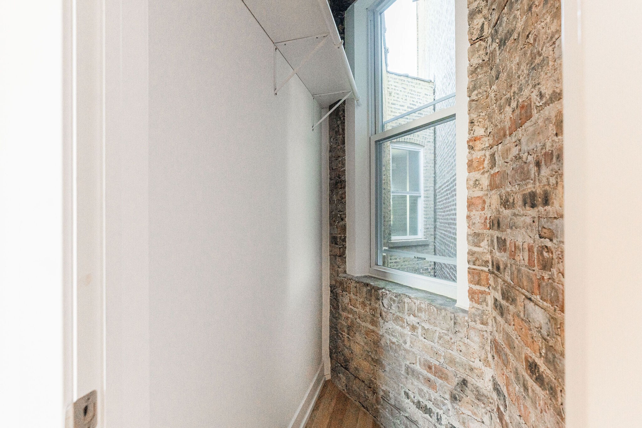 Building Photo - 2620 N Milwaukee Ave