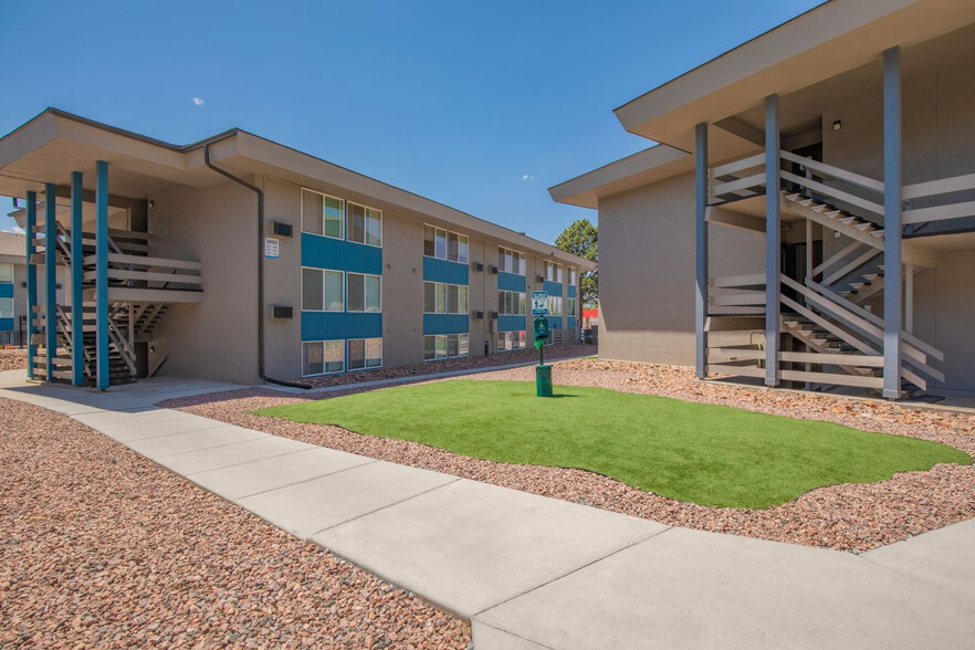 Building Photo - Aero Place Apartments