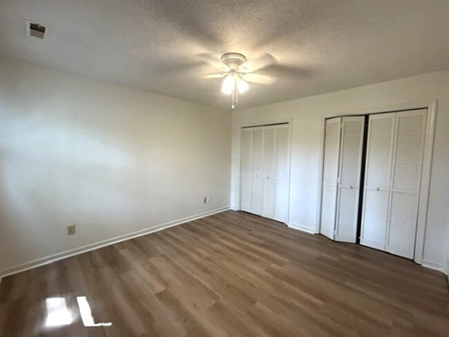 Building Photo - 4116-4120 Arckelton Drive