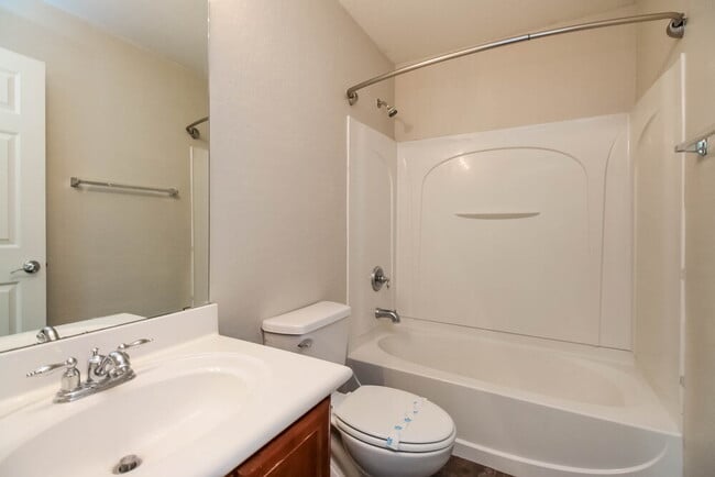 Building Photo - 1726 E Bradstock Way